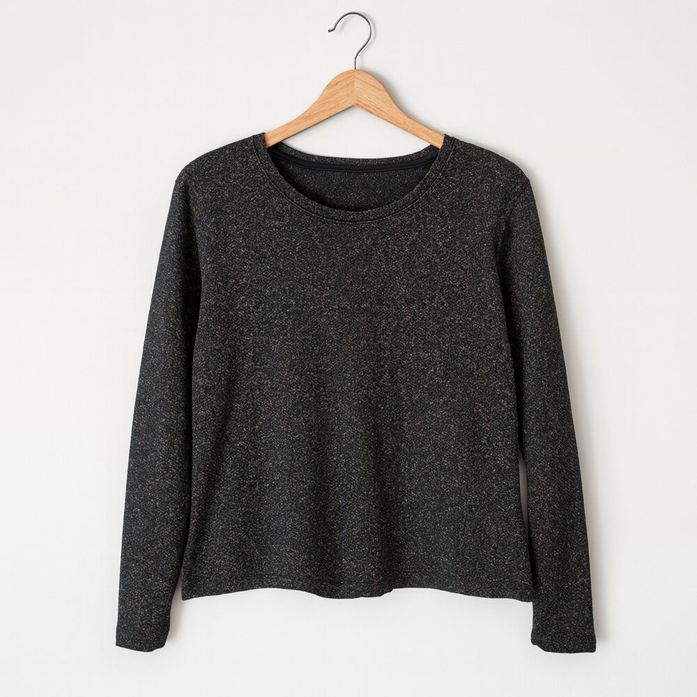 VINTAGE | Red / Green / Black Sparkly Long Sleeve Crewneck Sweater – Women's XL